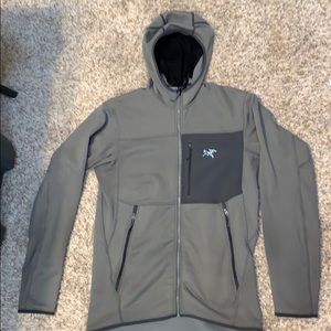 Arc’teryx Fortrez Hoodie